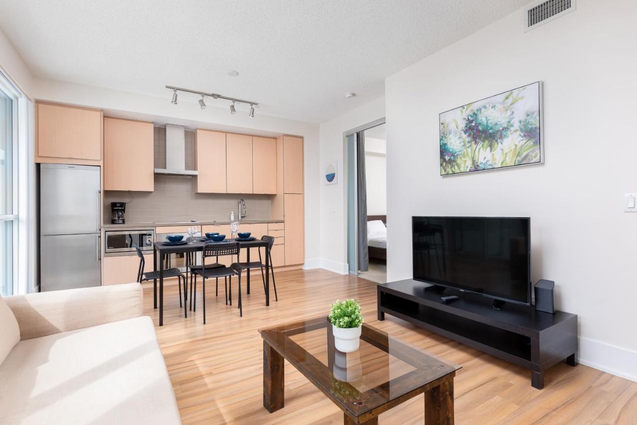 Across From The Cn Tower, Metro Toronto Convention Centre And Rogers Centre In Downtown Toronto Core Apartamento Exterior foto