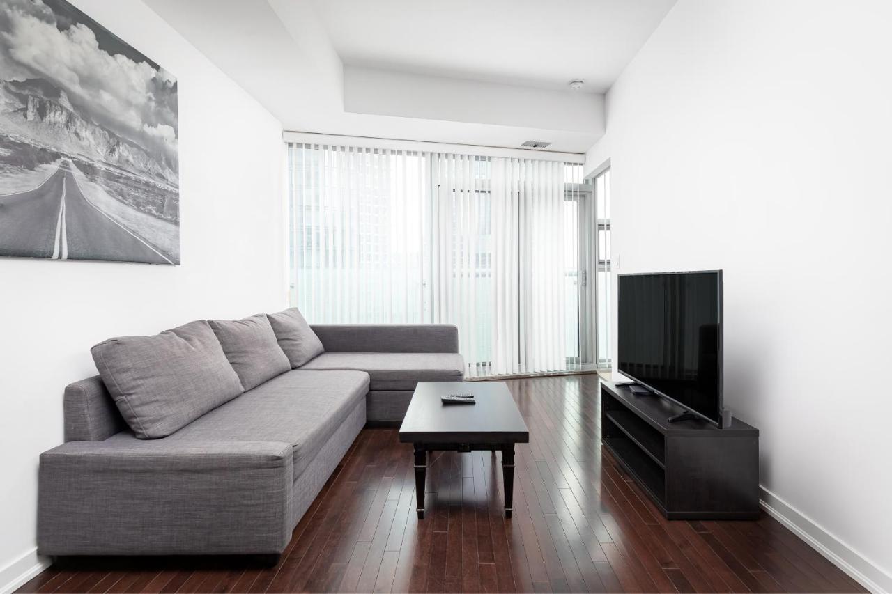 Across From The Cn Tower, Metro Toronto Convention Centre And Rogers Centre In Downtown Toronto Core Apartamento Exterior foto
