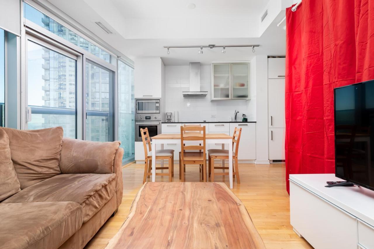 Across From The Cn Tower, Metro Toronto Convention Centre And Rogers Centre In Downtown Toronto Core Apartamento Exterior foto